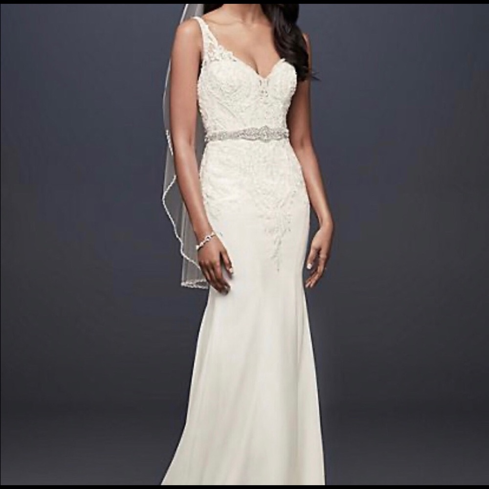Never worn wedding dress